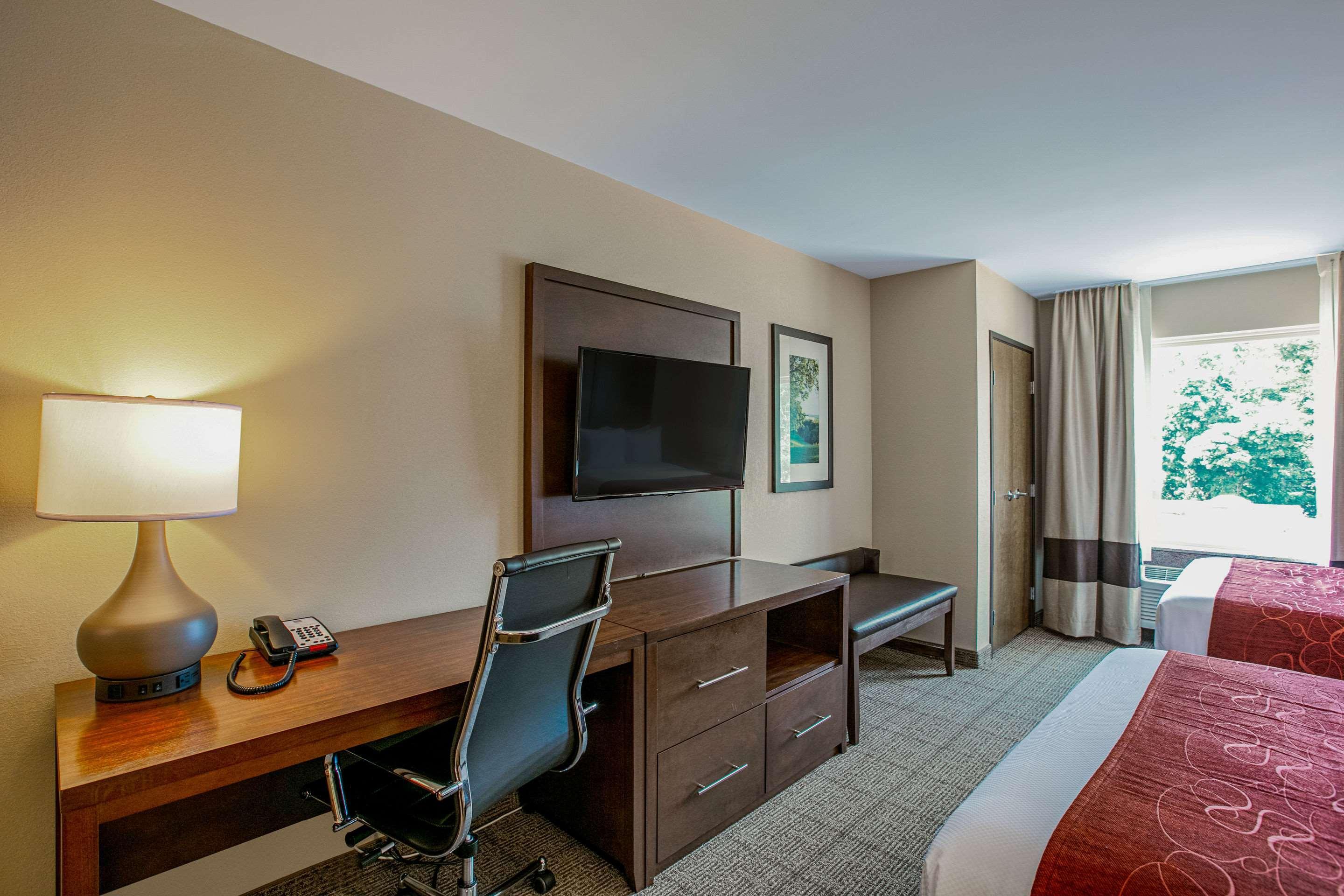 Comfort Suites Fishkill Near Interstate 84 Buitenkant foto